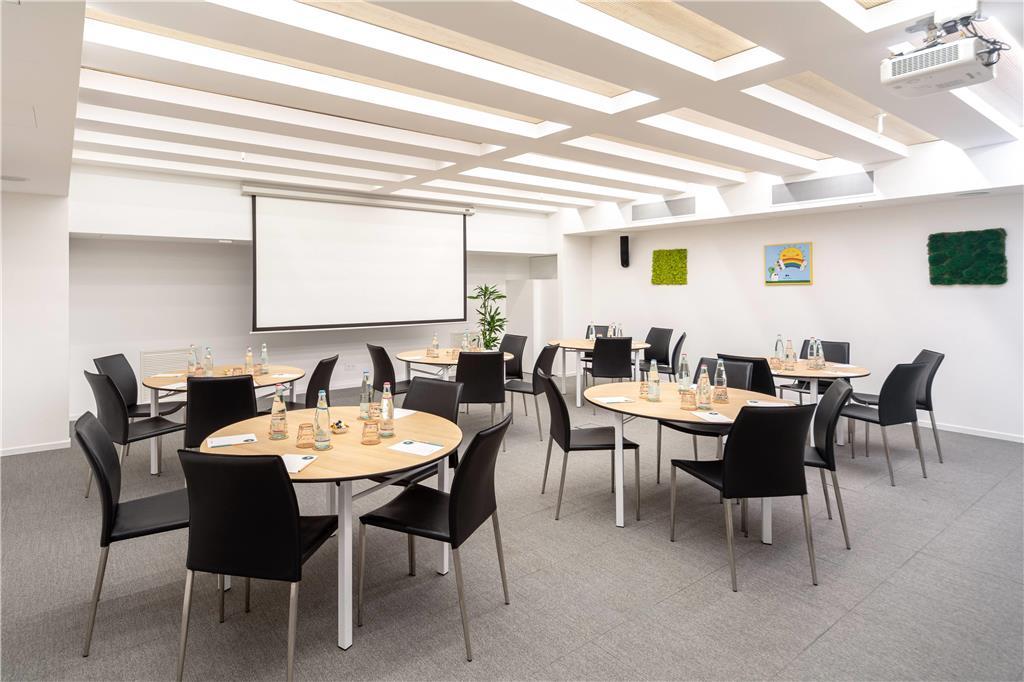Innside By Melia Torre Galfa Hotel Milan